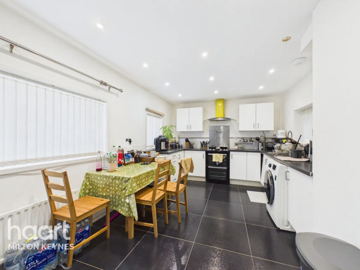 Smithergill Court, Milton Keynes, MK13, photo 7