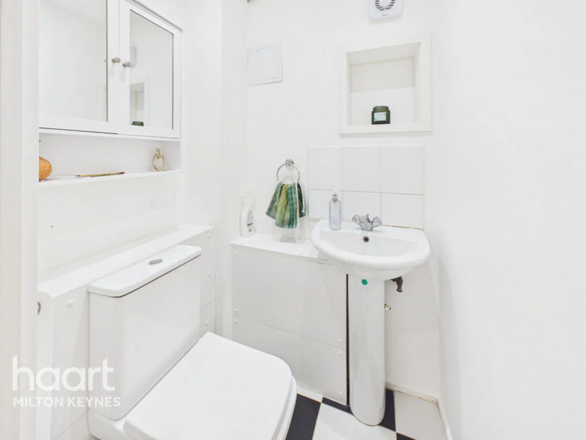 Smithergill Court, Milton Keynes, MK13, photo 8