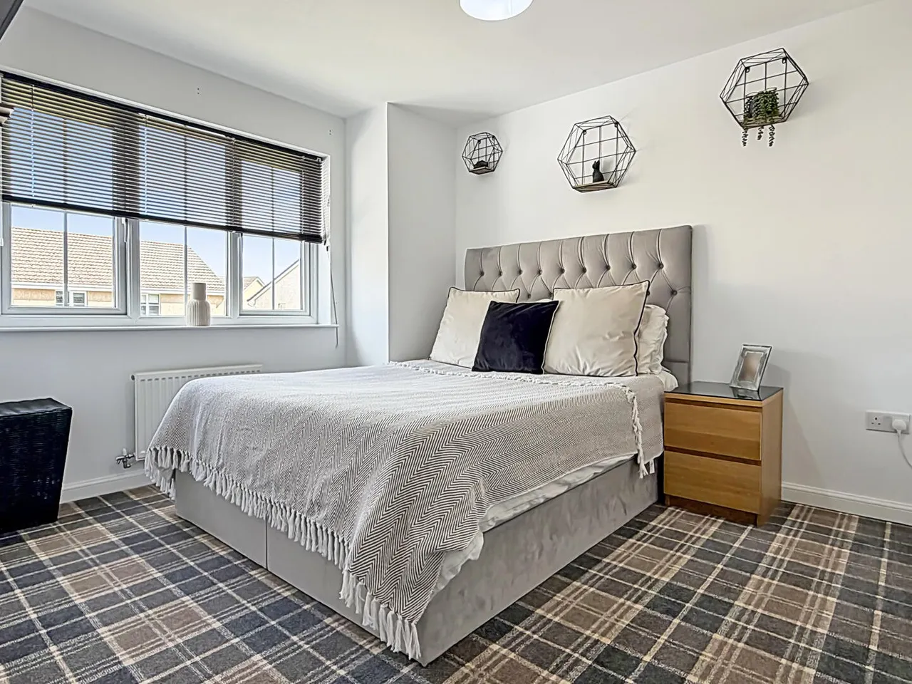 Thornhill Drive, Elgin, photo 9