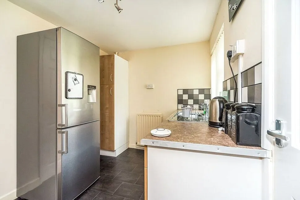 Central Drive, Dudley, DY3, photo 3