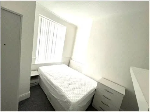 Athol Street South, Burnley, BB11, photo 4