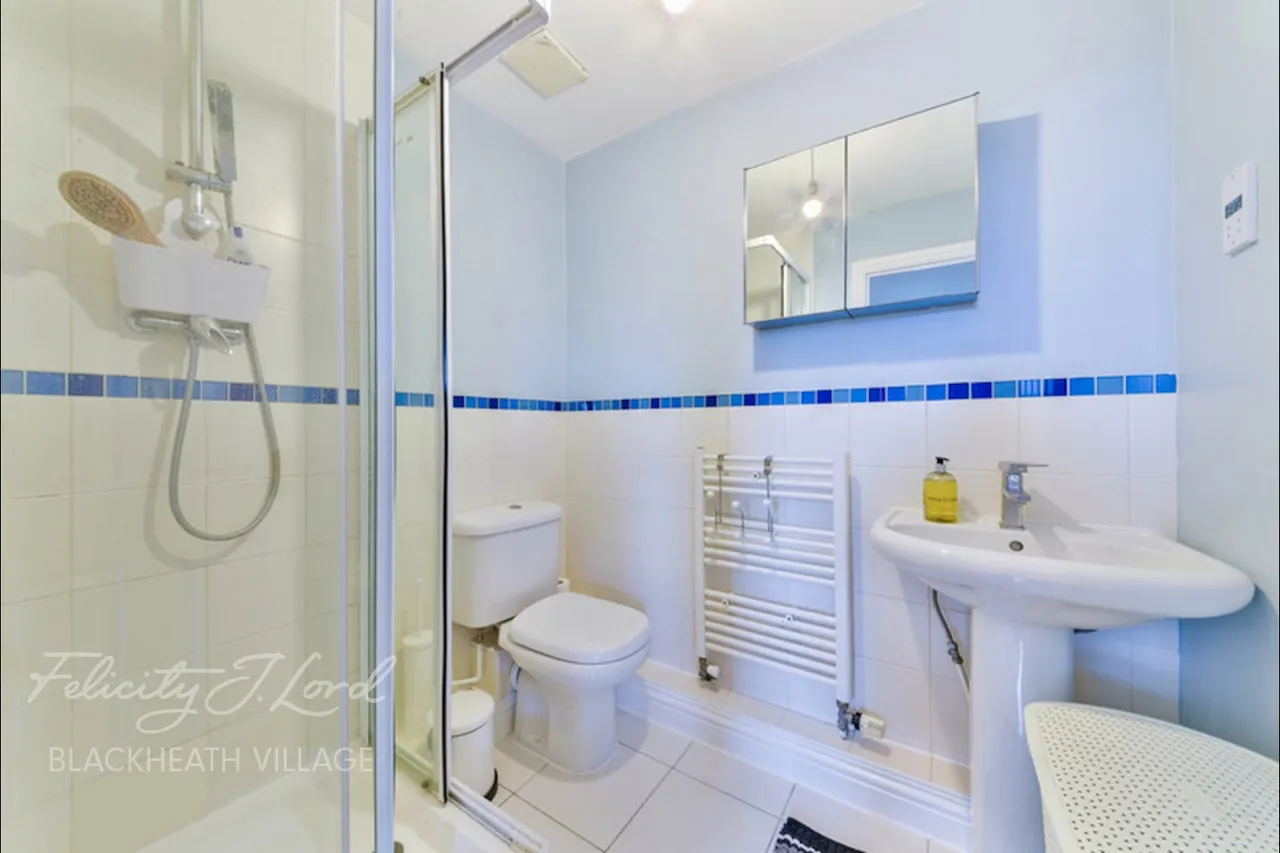 Barlow Drive, London, SE18, photo 5