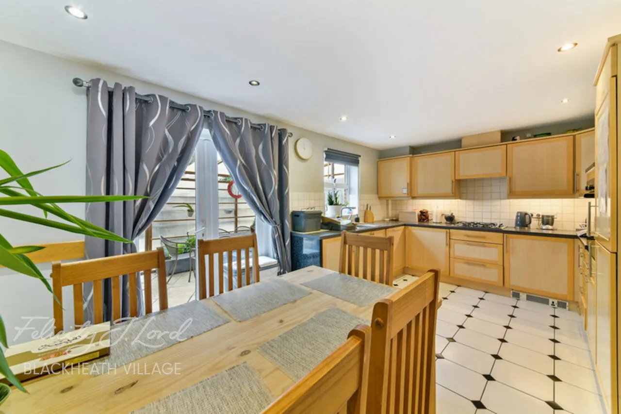 Barlow Drive, London, SE18, photo 6