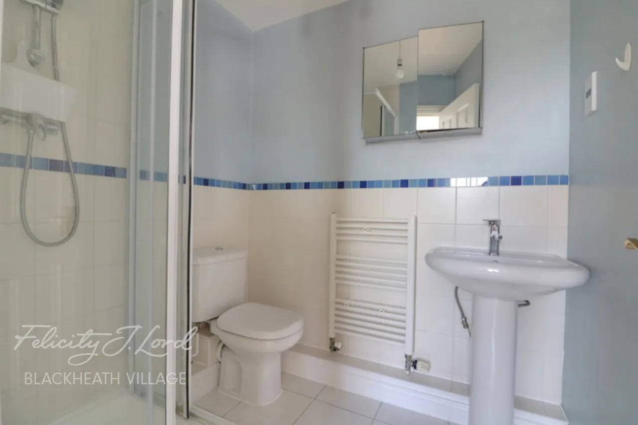 Barlow Drive, London, SE18, photo 10