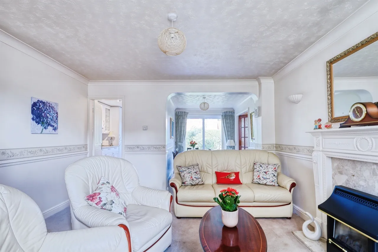 Kirkfield Drive, Leeds, photo 5