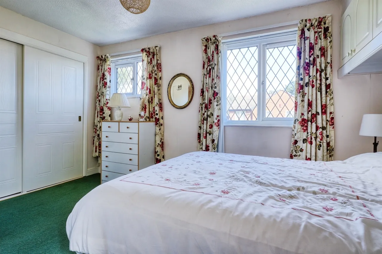 Kirkfield Drive, Leeds, photo 9