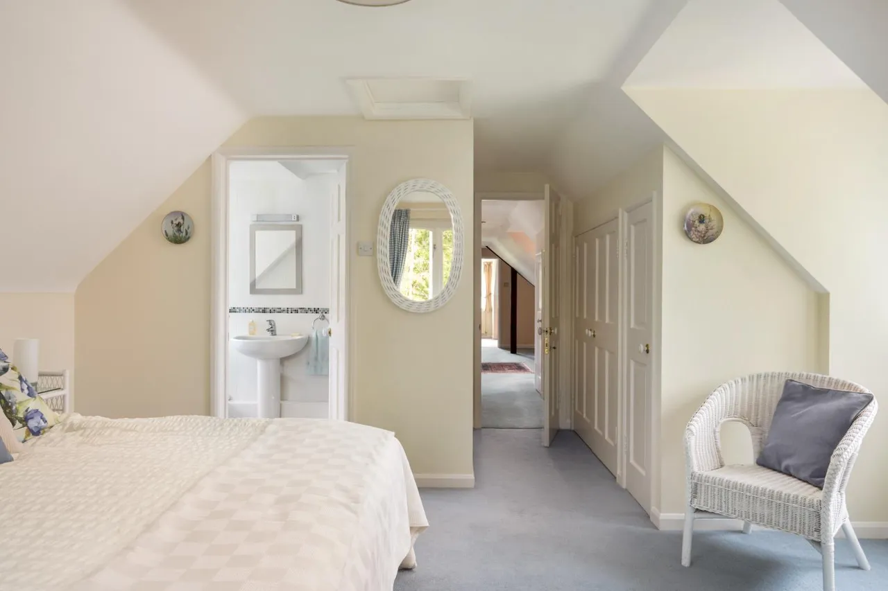 Inkpen, Newbury, RG17, photo 27