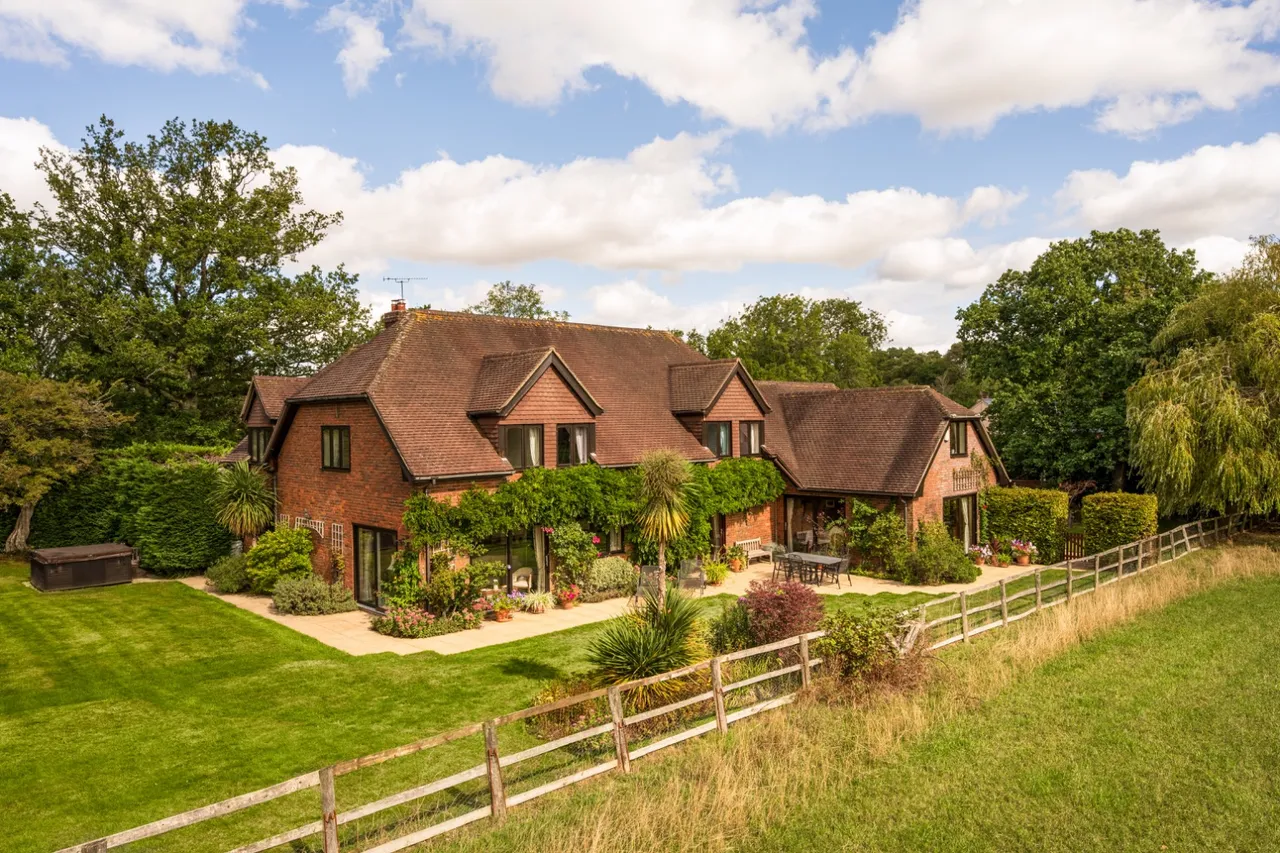 Inkpen, Newbury, RG17, photo 28