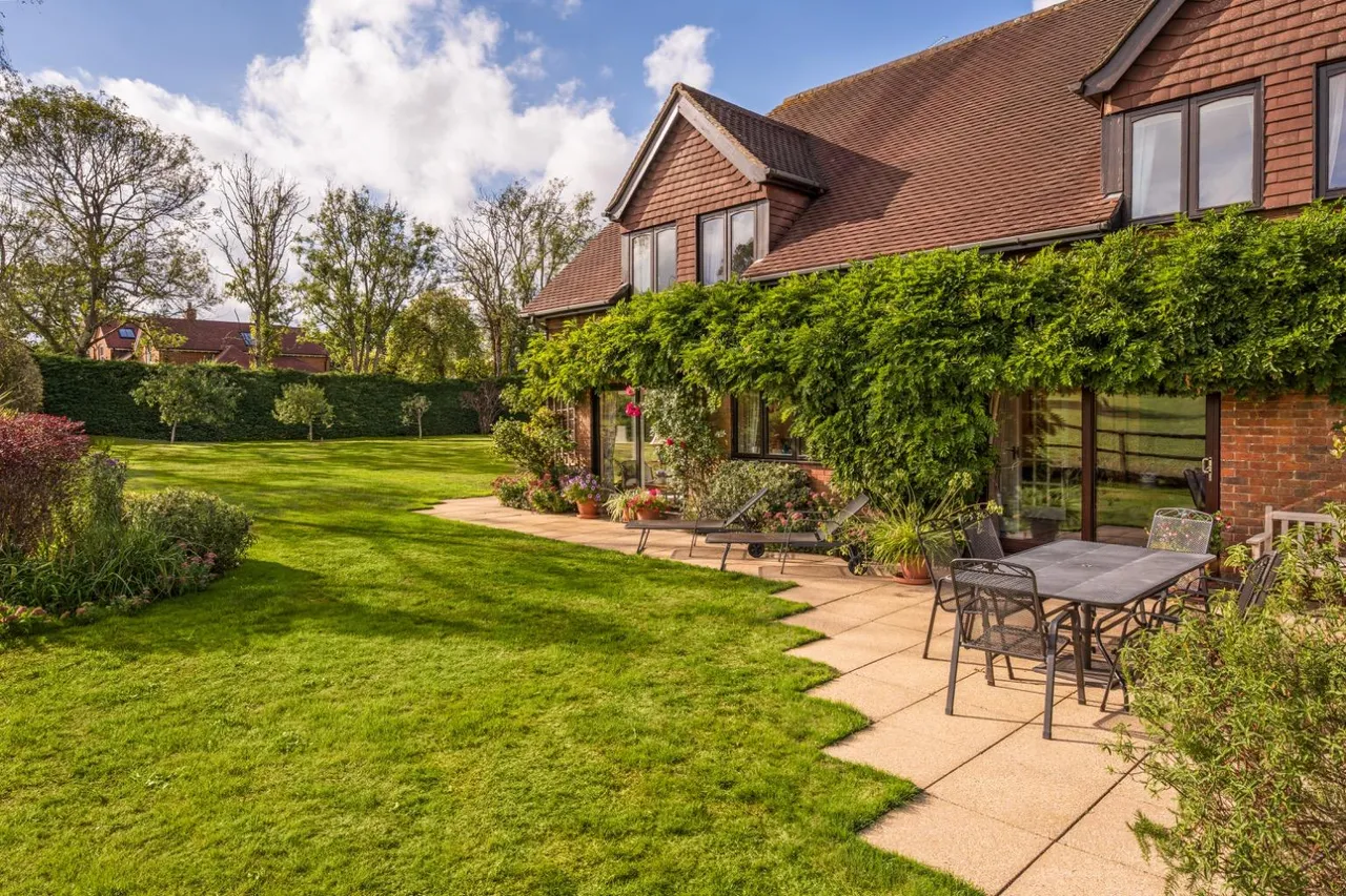 Inkpen, Newbury, RG17, photo 29