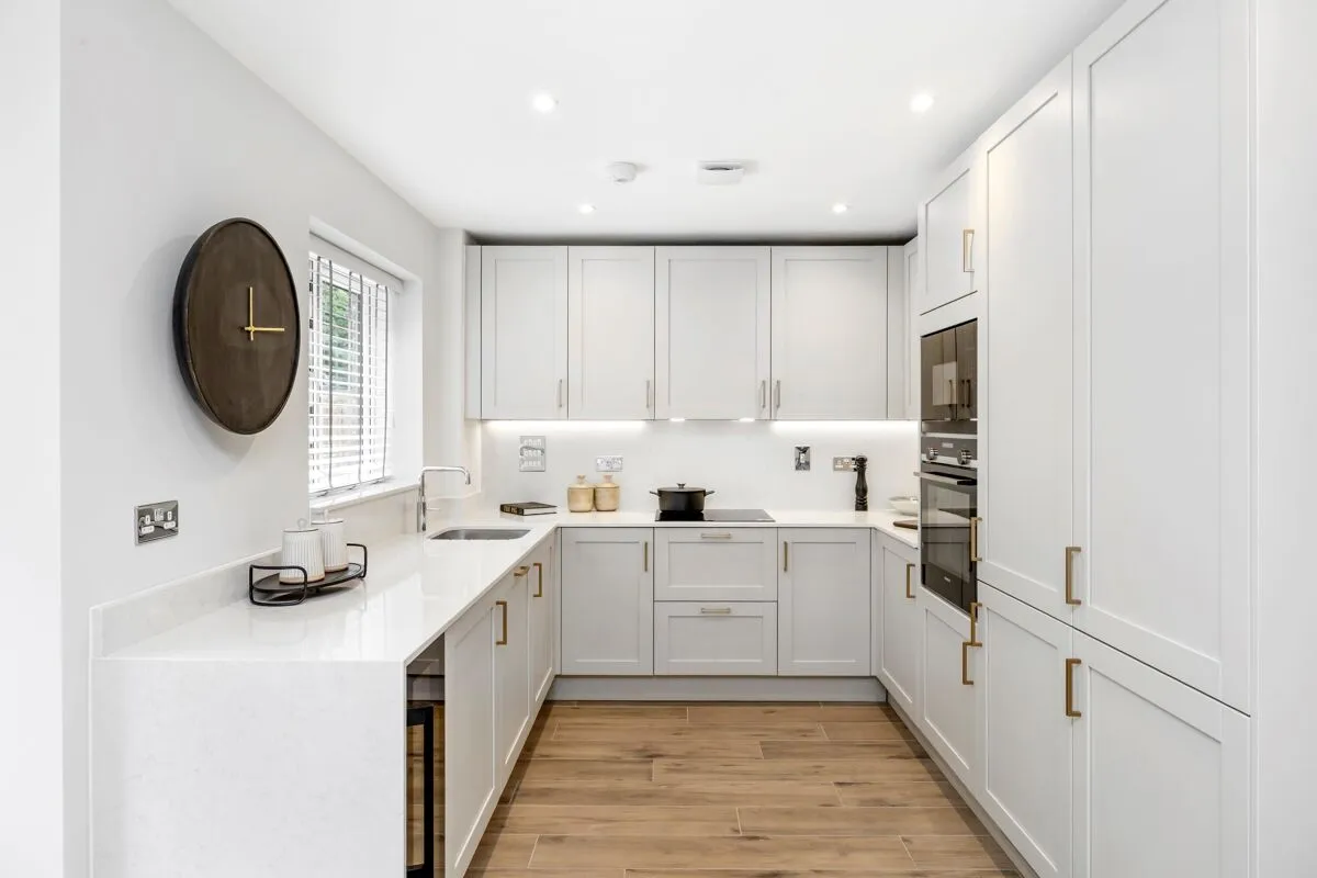 Brooklands Grove, Weybridge, KT13, photo 4