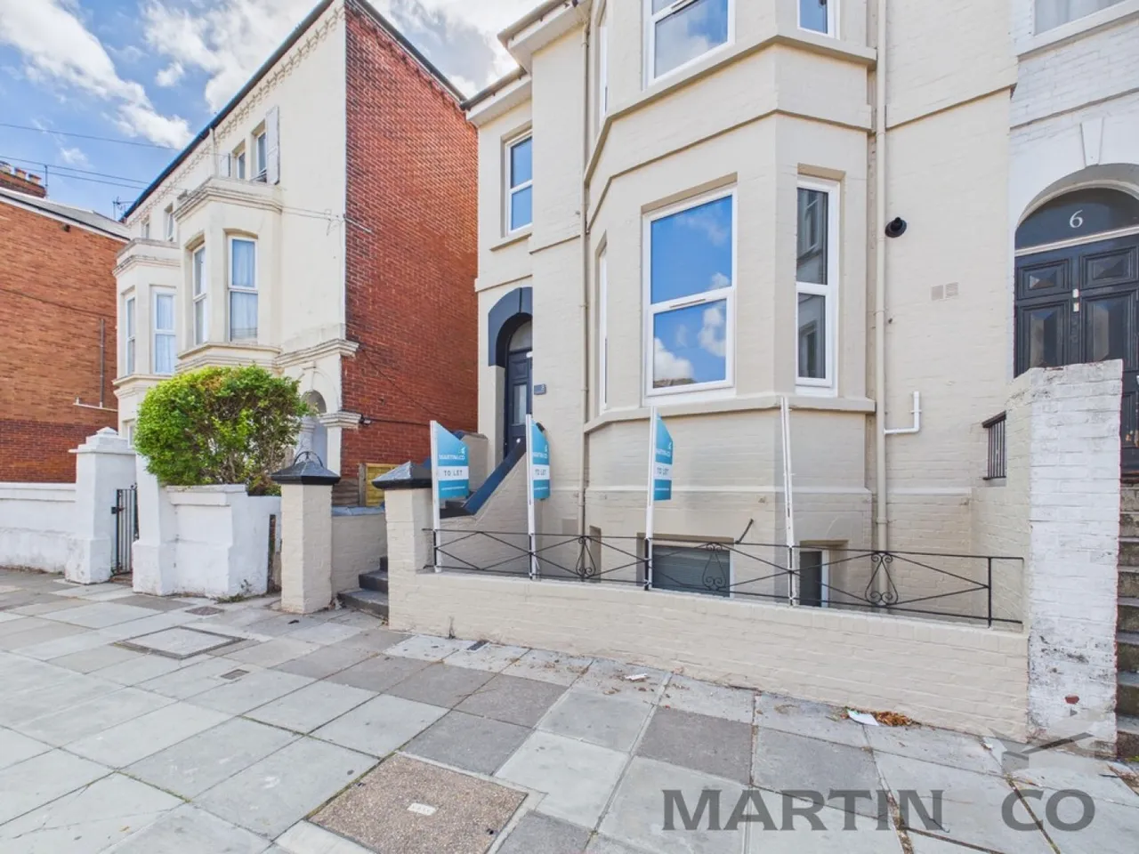 2 bed flat to rent — Outram Road, Southsea