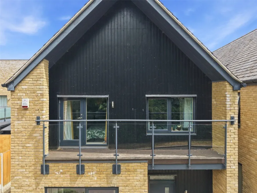 with 4 bedrooms in Newhall, Harlow, CM17, photo 22