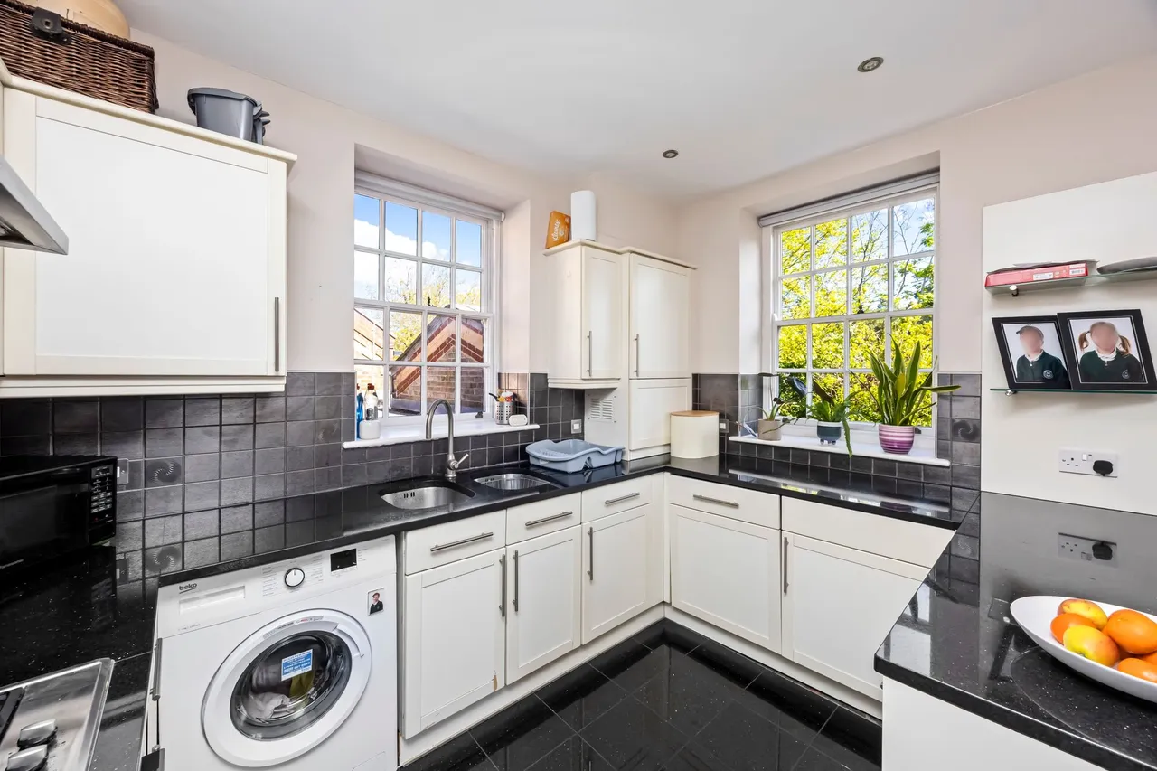 Southdowns Park, Haywards Heath, RH16, photo 5