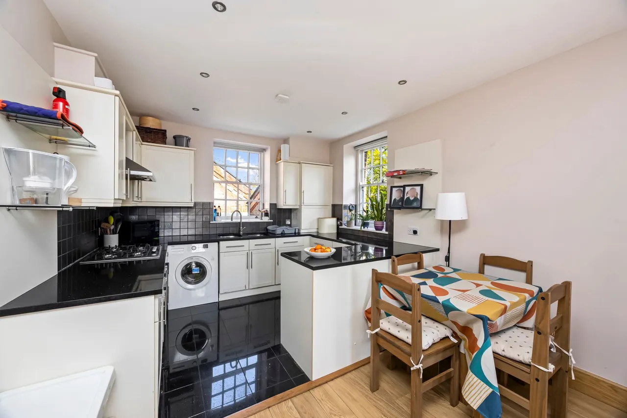 Southdowns Park, Haywards Heath, RH16, photo 6