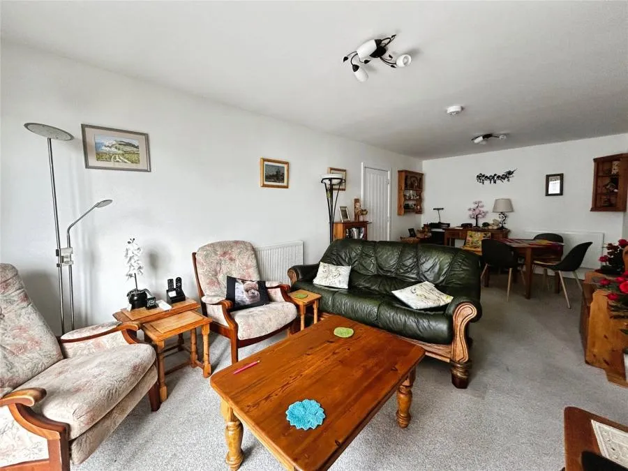 Castle Street, East Cowes, PO32, photo 10