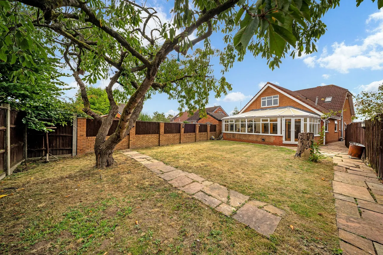 Cronton Road, Widnes, WA8, photo 2