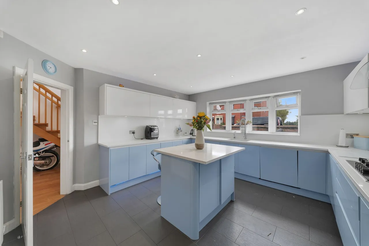 Cronton Road, Widnes, WA8, photo 13