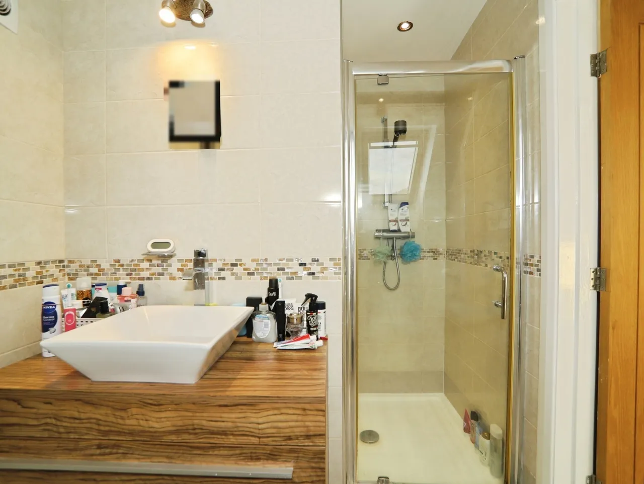 Harlech Drive, NP10, photo 18