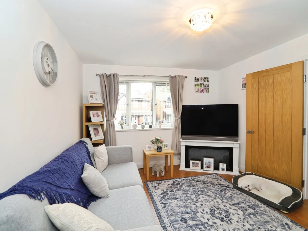 Harlech Drive, NP10, photo 3