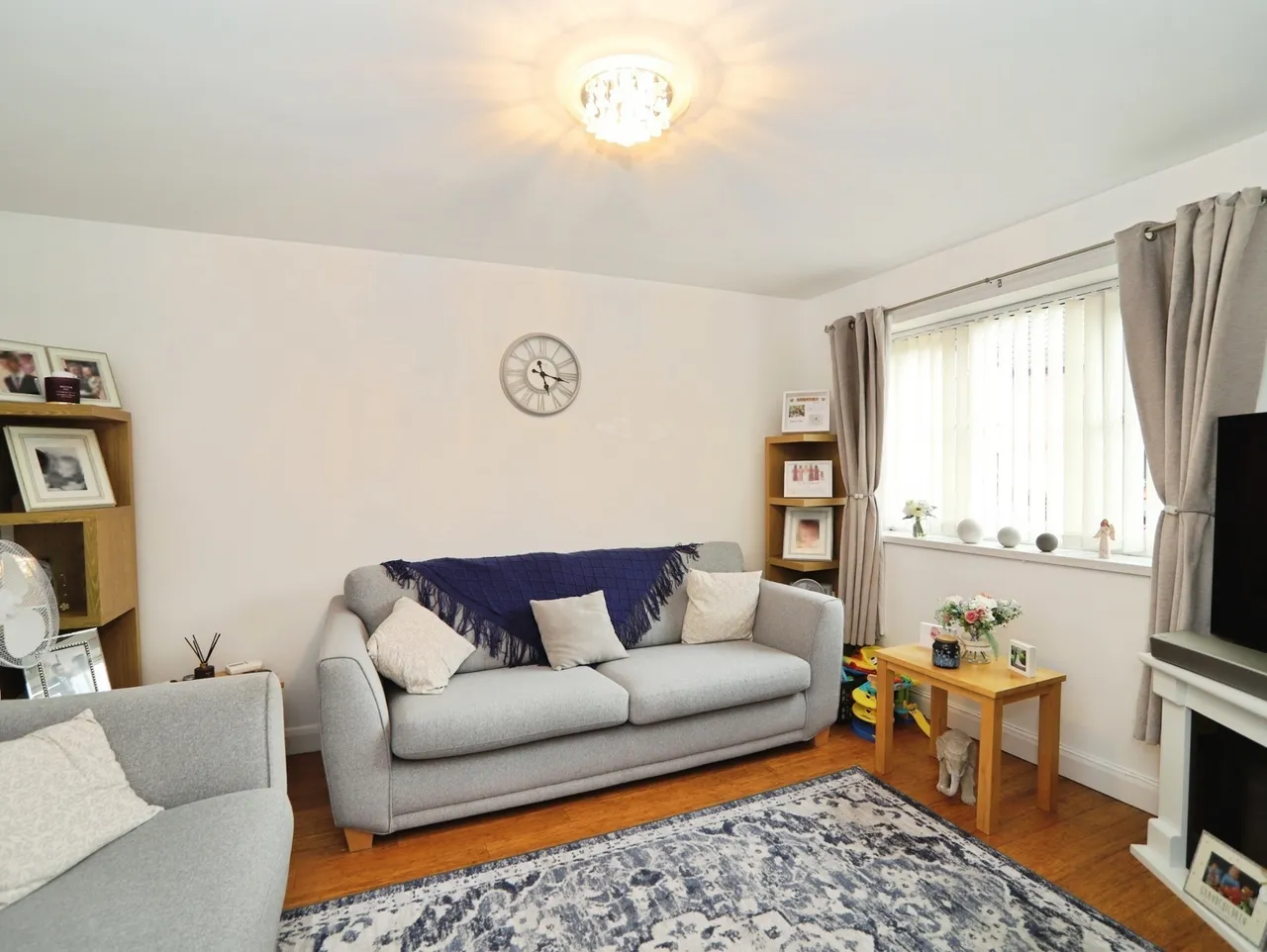 Harlech Drive, NP10, photo 4