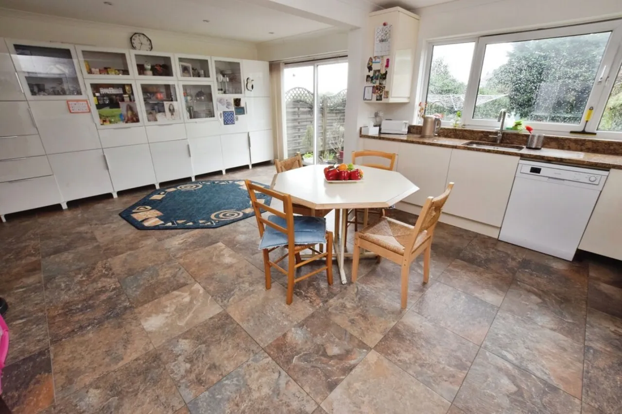 Rosebank Crescent, photo 4