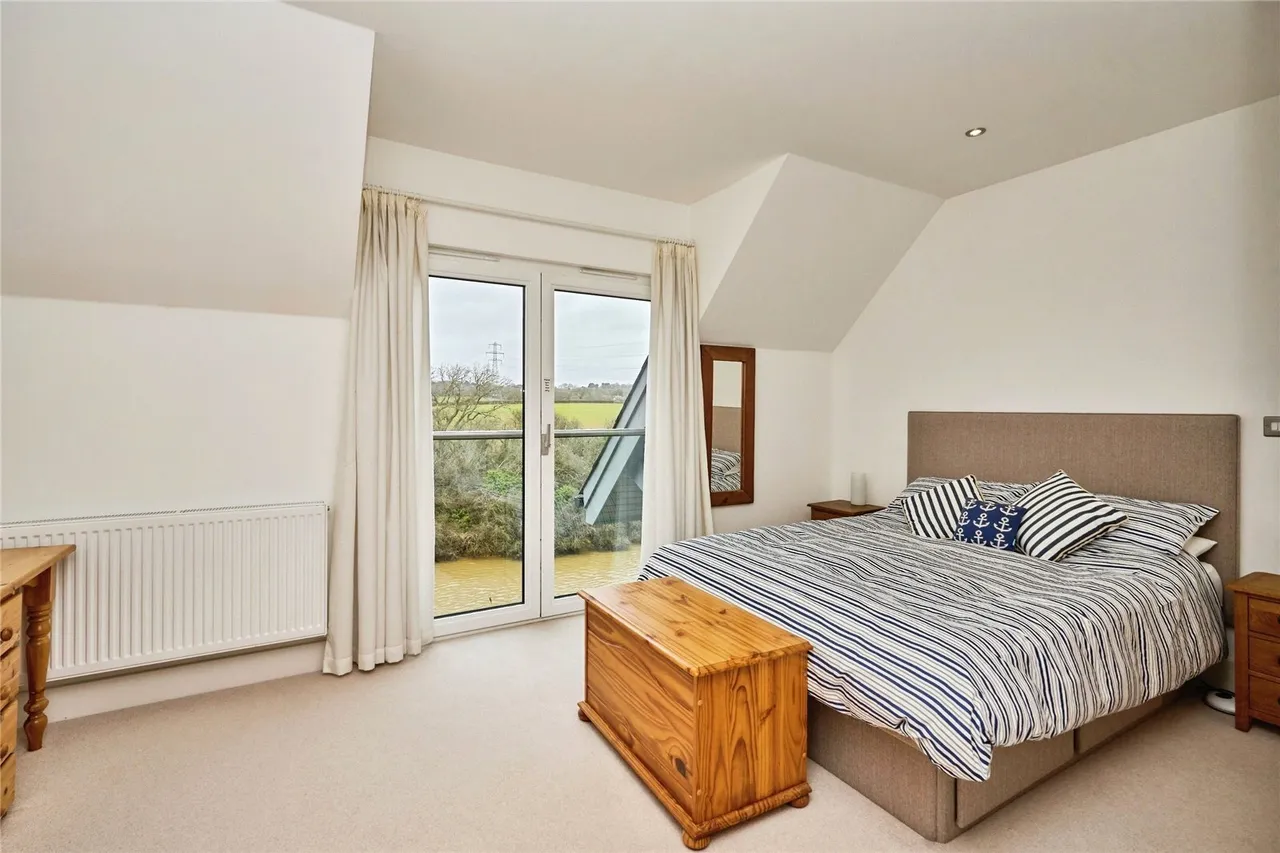 Heron Square, Newport, PO30, photo 10