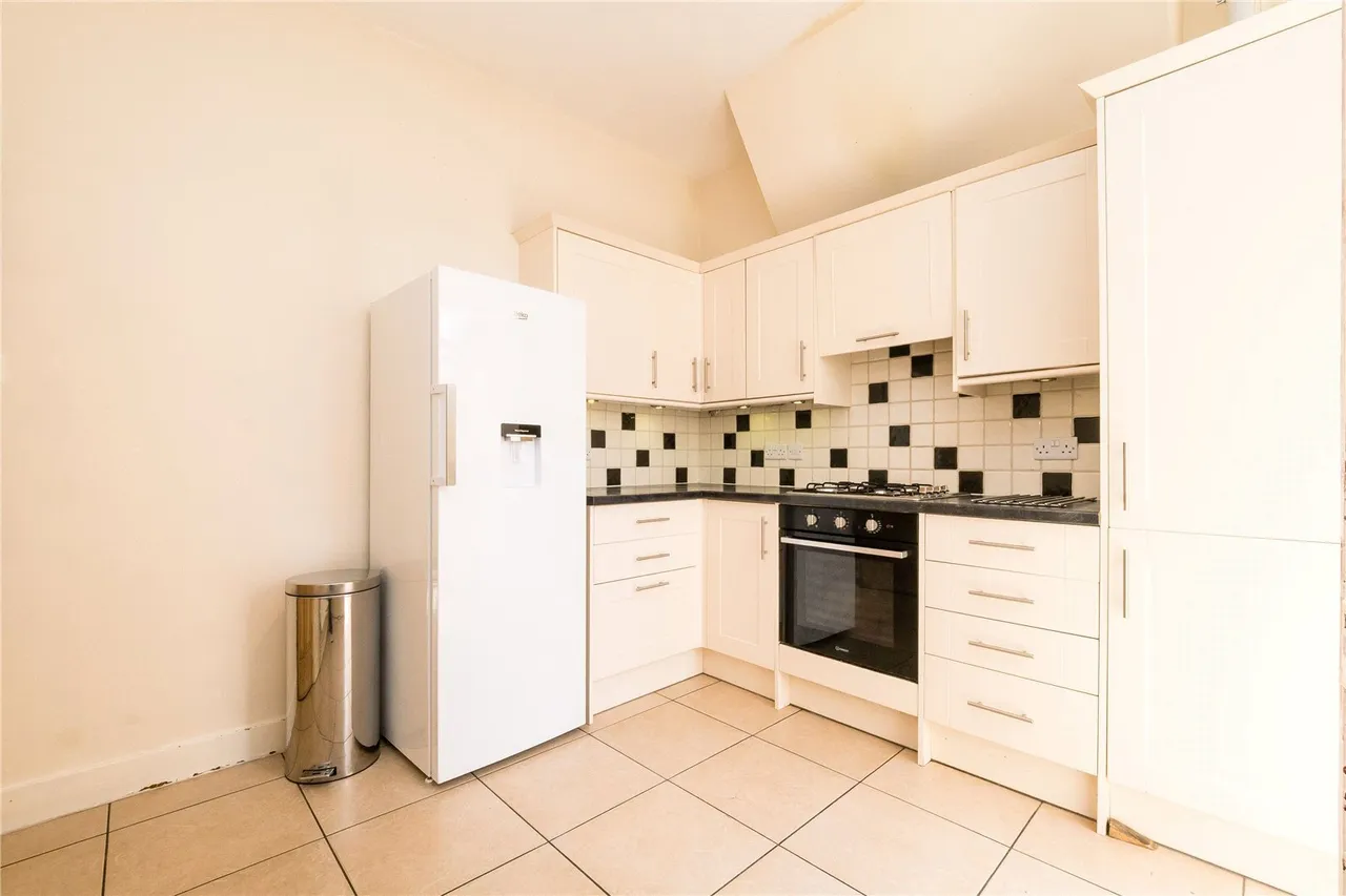 Cromer Road, London, E10, photo 18