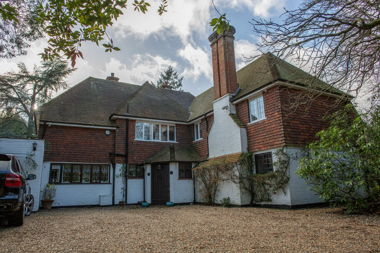Collinswood Road, Farnham Common, SL2, photo 9