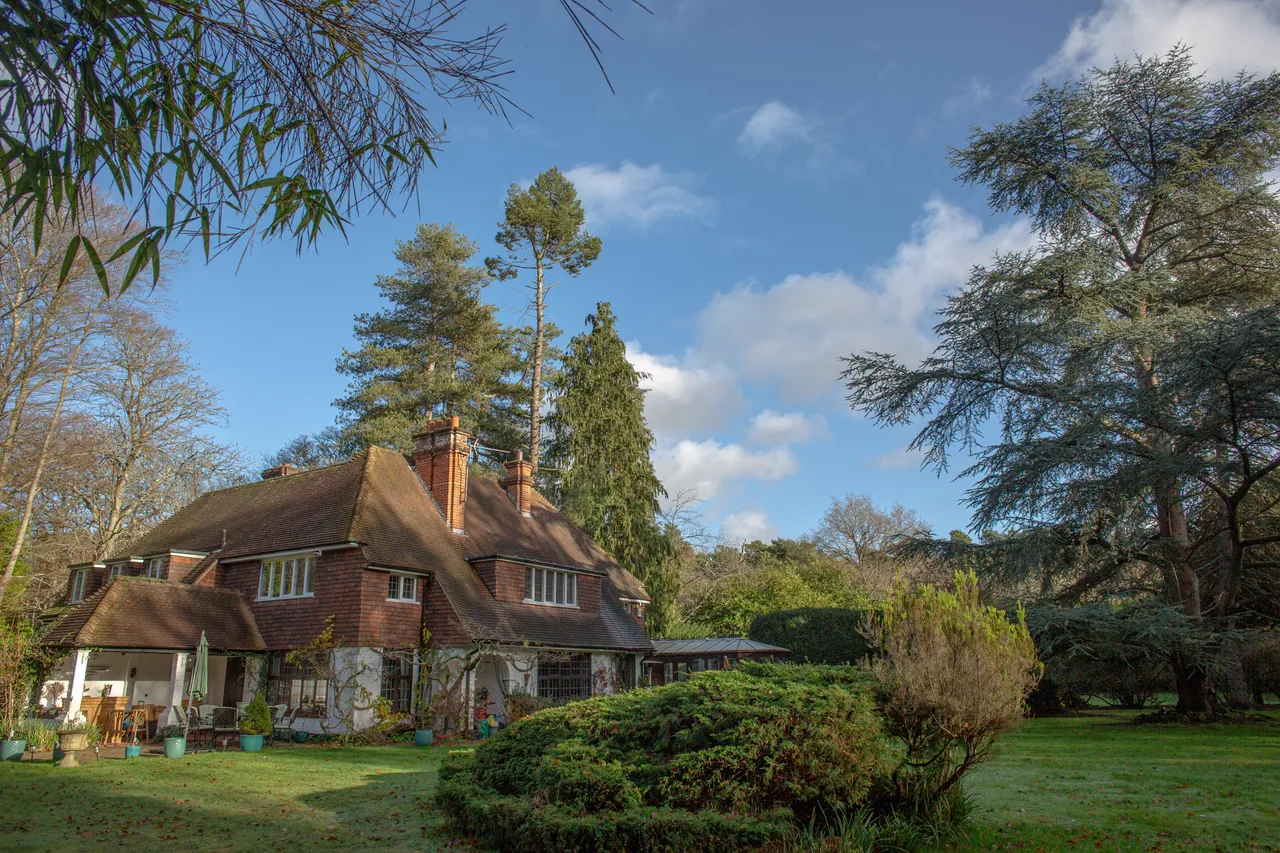 5 bed house for sale — Collinswood Road, Farnham Common, SL2