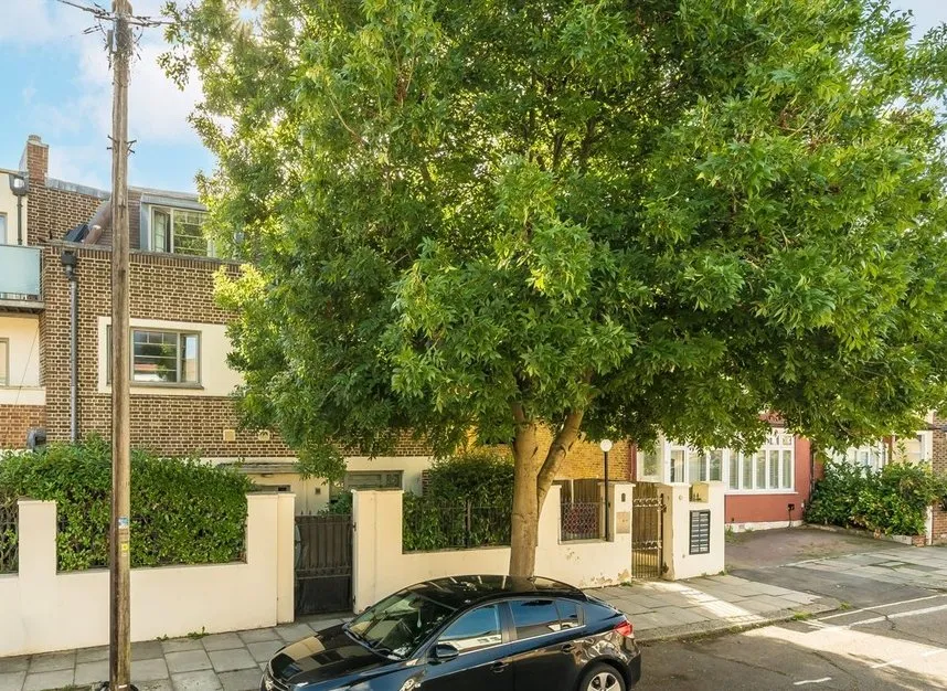 1 bed flat to rent, Romeyn Road, Streatham, SW16