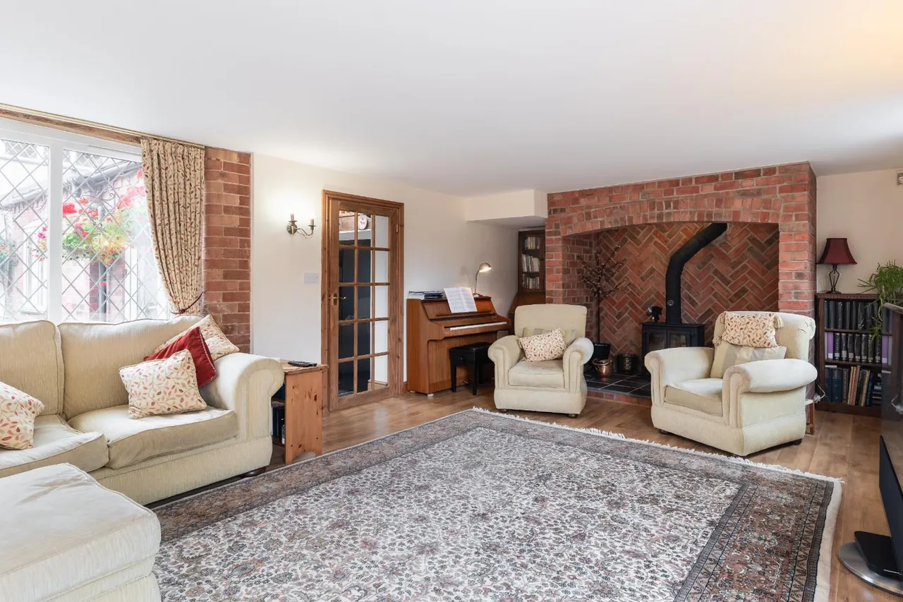 Hawthorne Gardens, Church Road, Long Itchington, photo 6