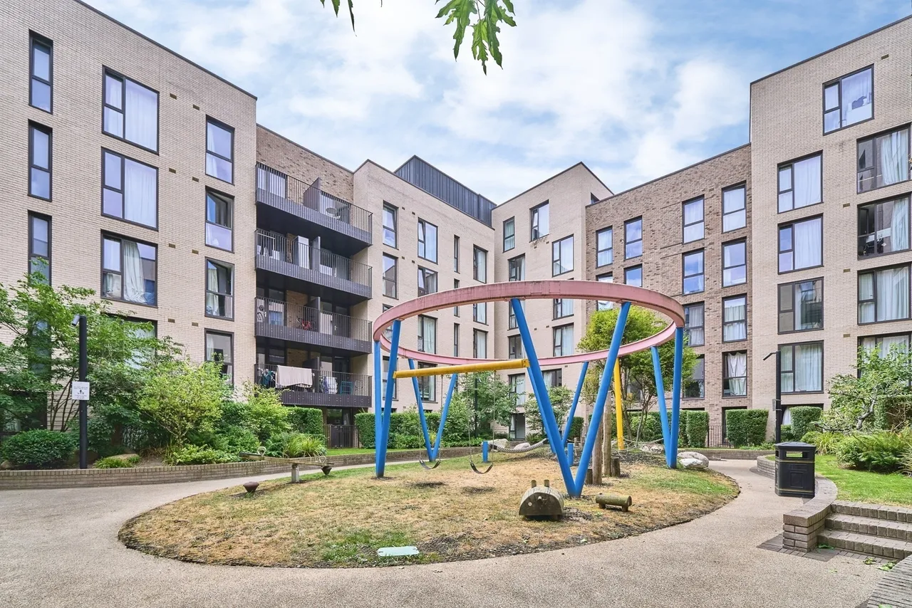 Carriage House, Leyton Road, London, E15, photo 18