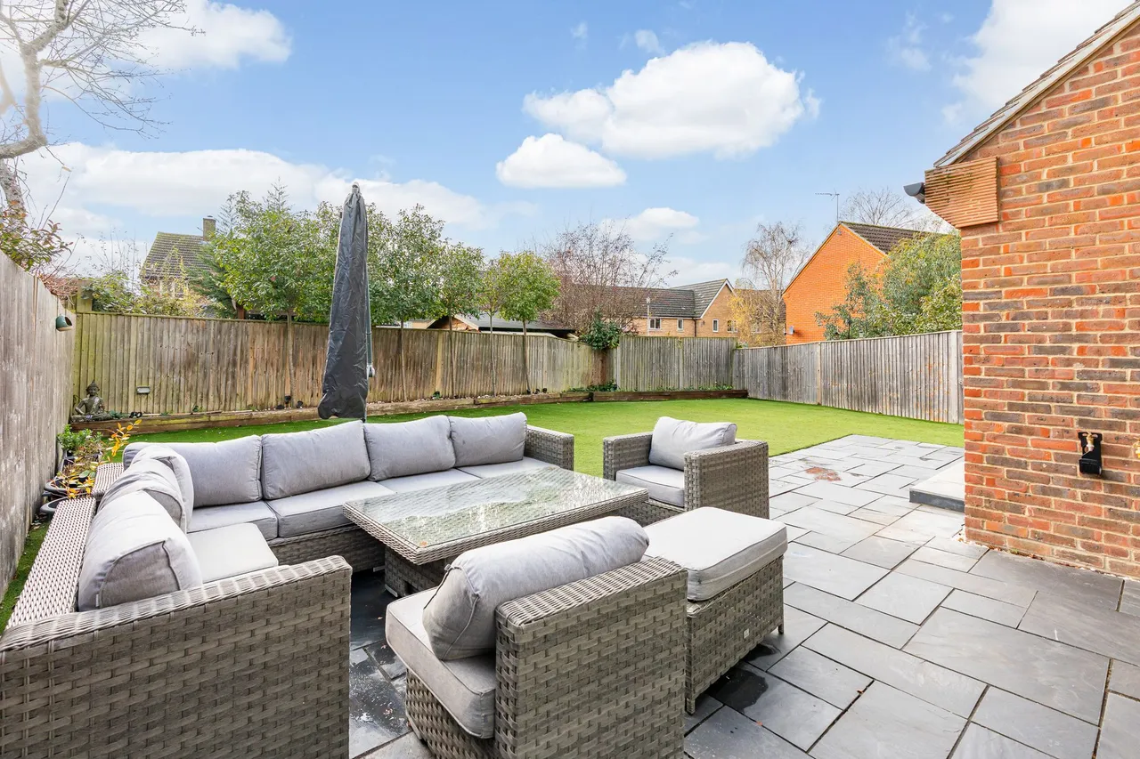 Farm Close, Ware, SG12 7SQ, photo 8