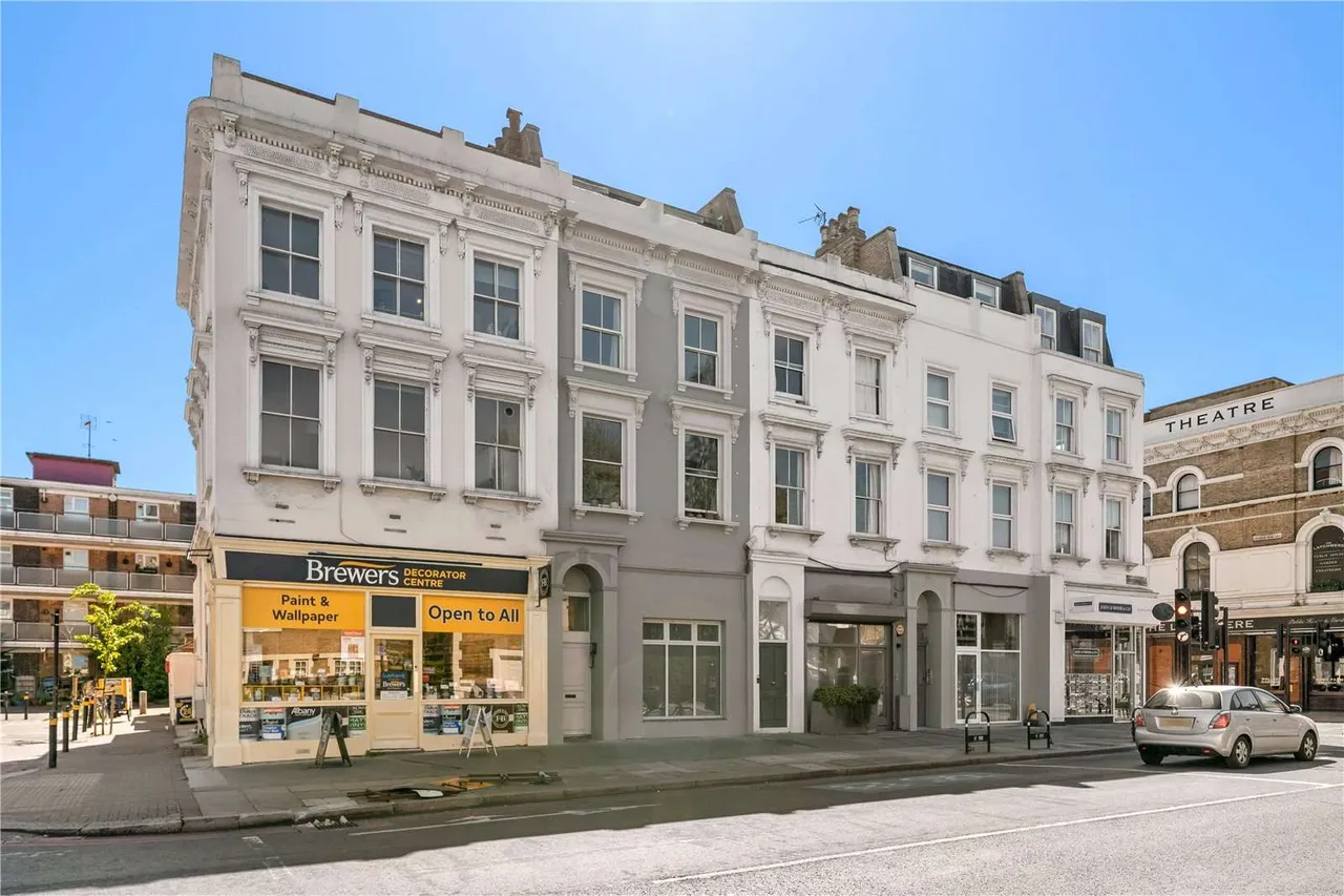 Battersea Park Road, London, SW11 4LW, photo 12