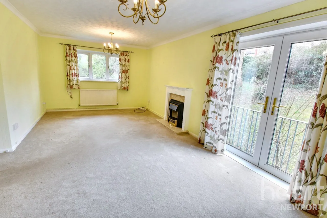 Kings Acre Fields Park Road, Newport, NP20, photo 4