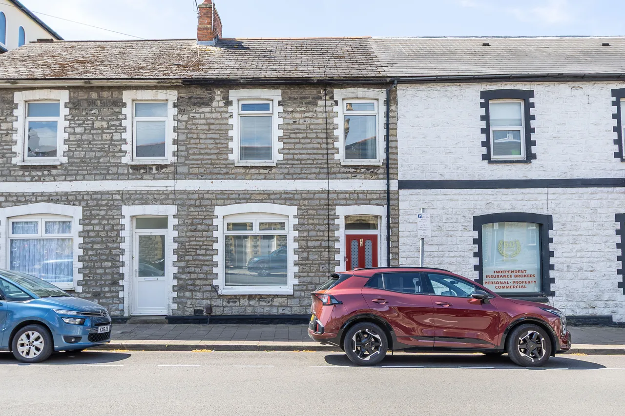 4 bed house for sale, Db