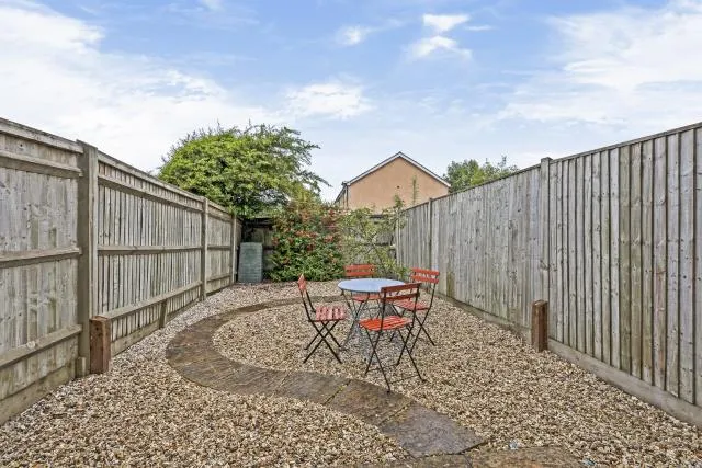 Lynn Close, Marston, OX3, photo 9