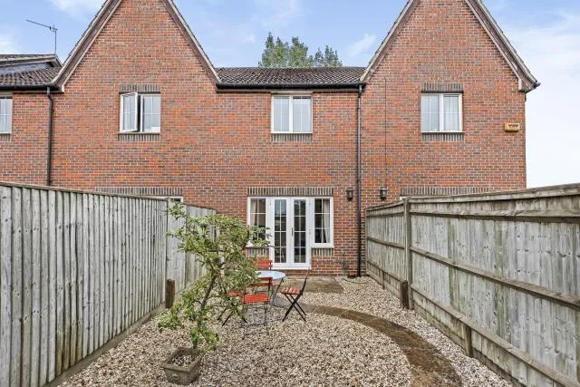 Lynn Close, Marston, OX3, photo 10