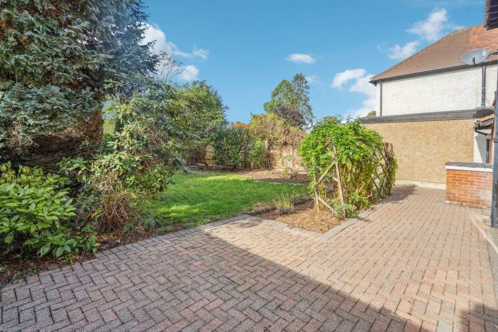 Gaviots Way, Gerrards Cross, Buckinghamshire, SL9 7DX, photo 12