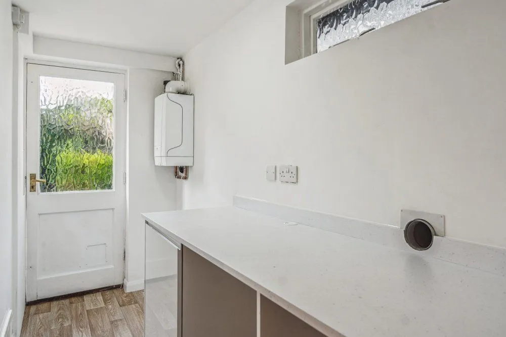 Gaviots Way, Gerrards Cross, Buckinghamshire, SL9 7DX, photo 5