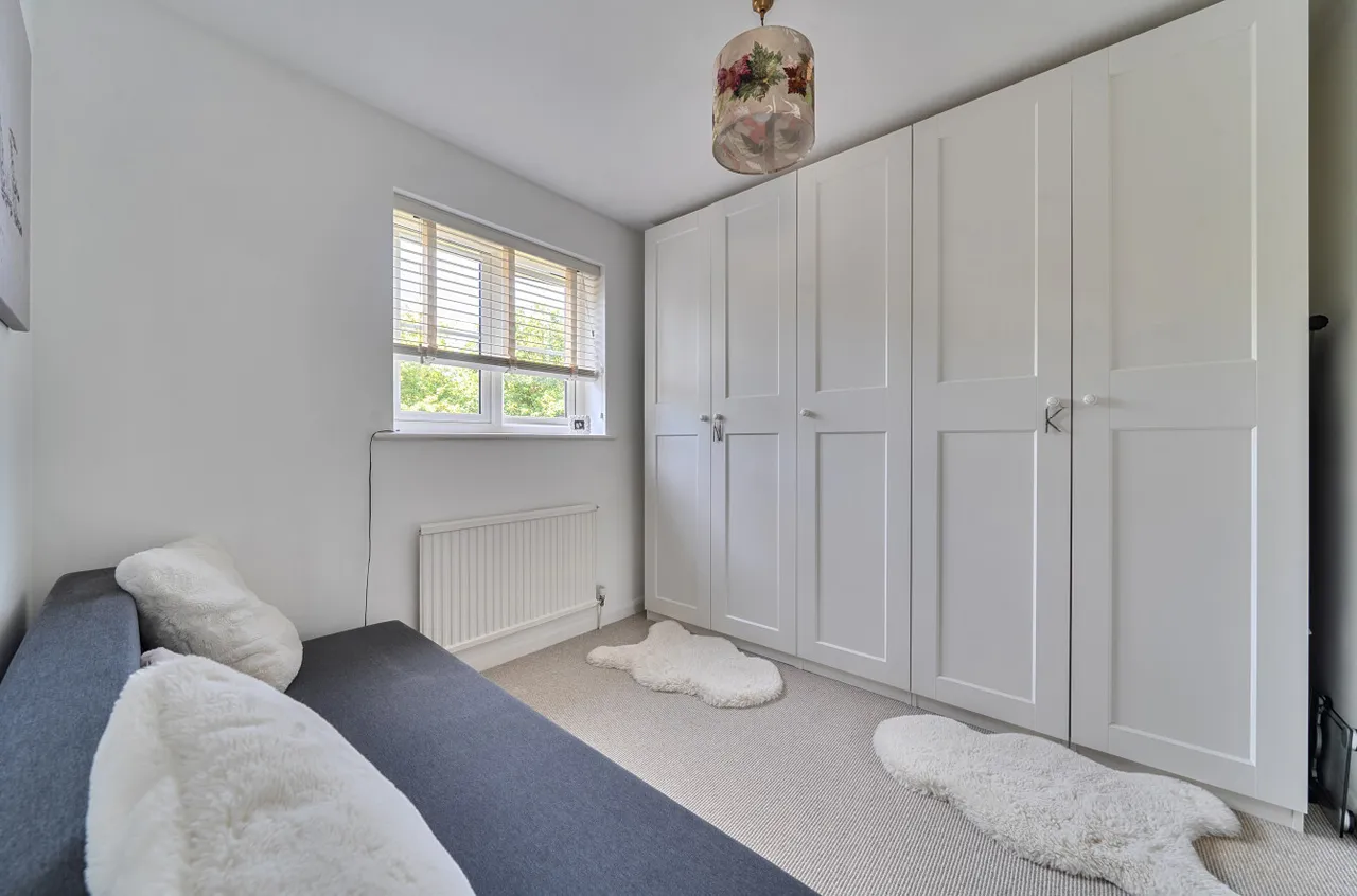 Eggars Field, Bentley, Farnham, Hampshire, GU10 5LD, photo 18