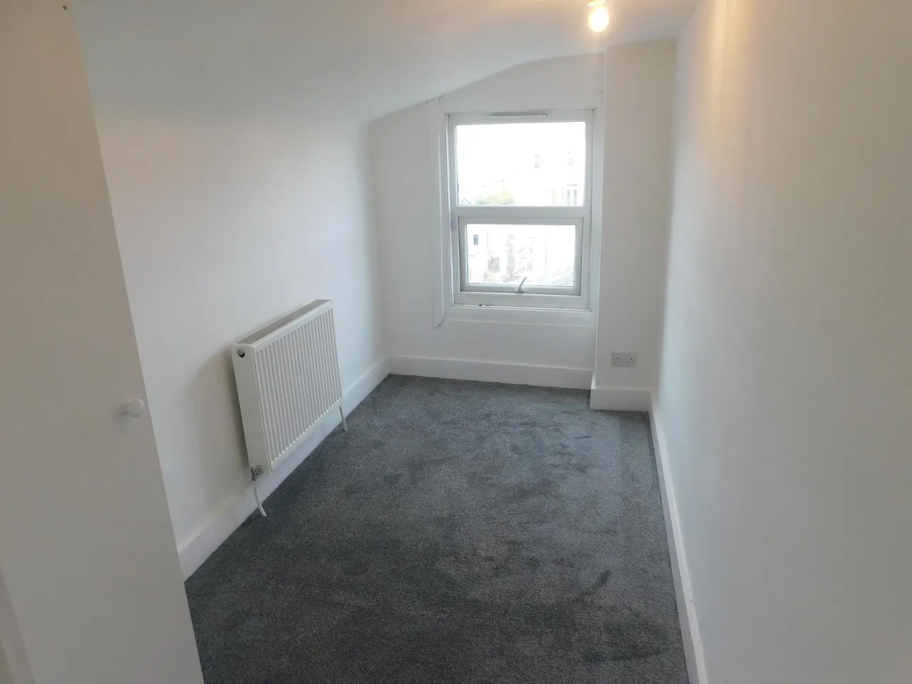 James Street, Sheerness, ME12, photo 16