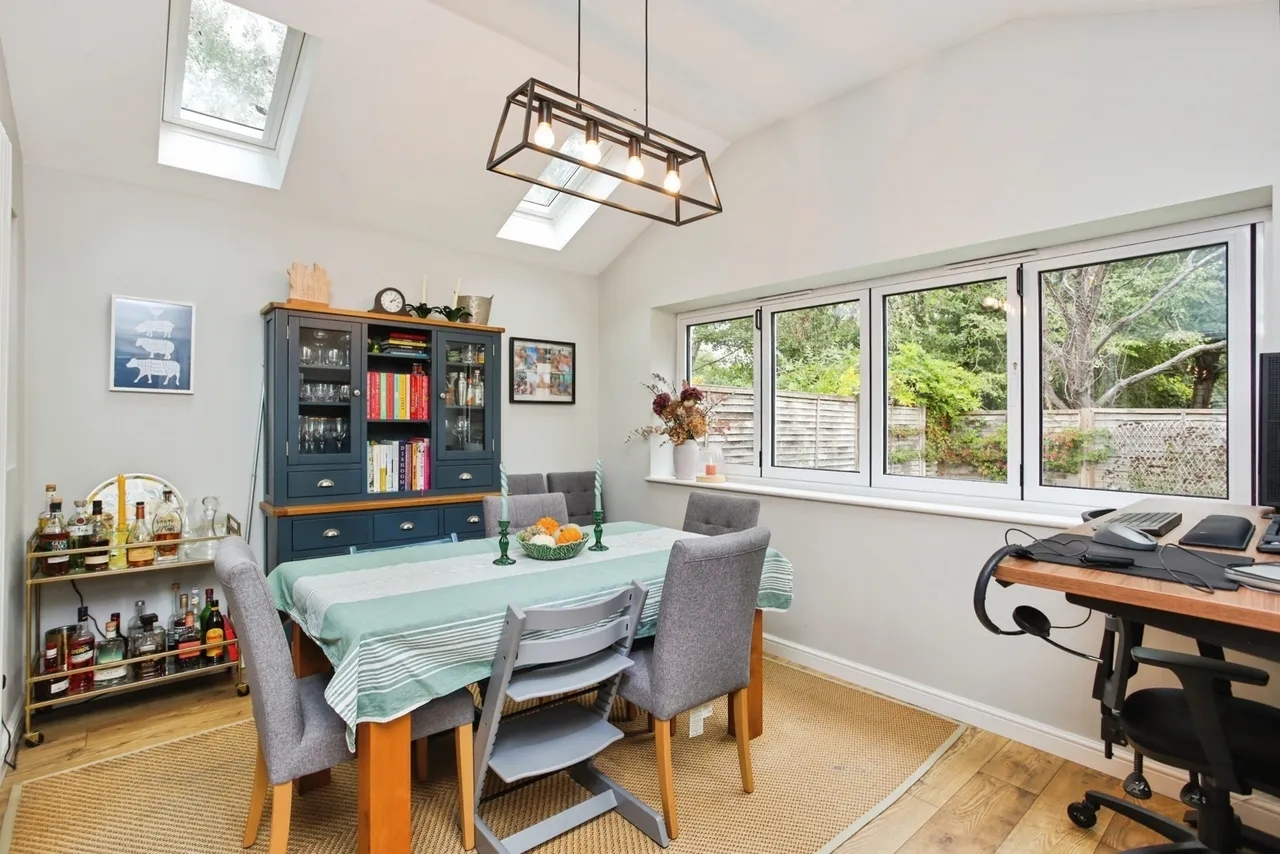 Amberley Close, Tonbridge, TN9, photo 3