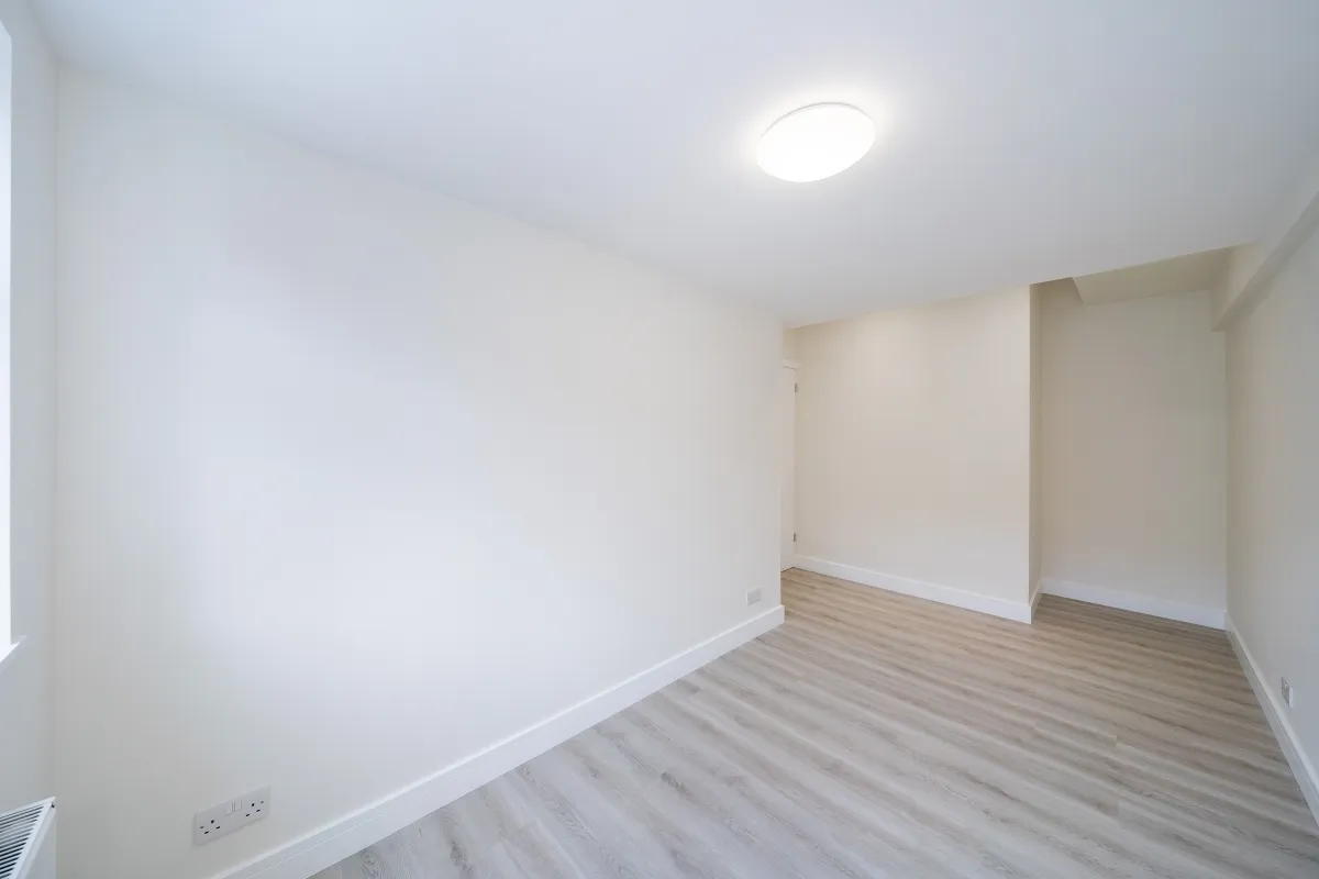 Chestnut Road, London, SW20, photo 8