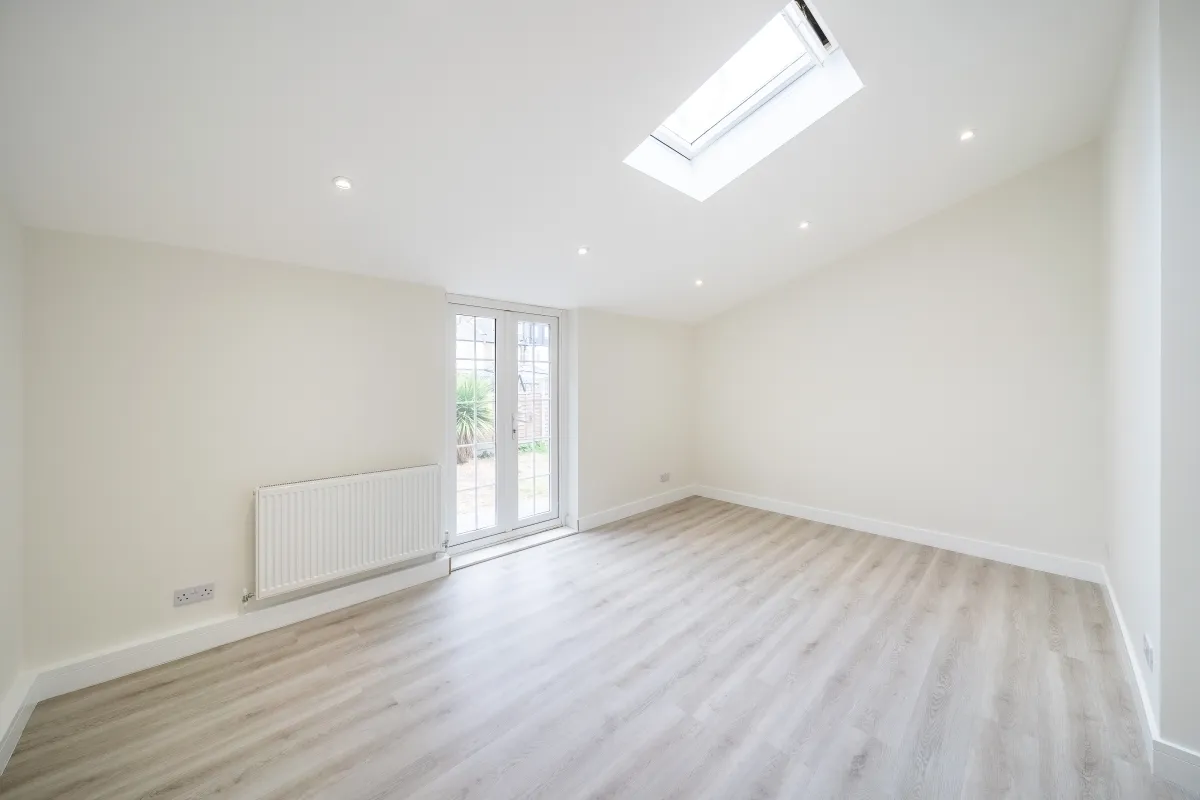 Chestnut Road, London, SW20, photo 6