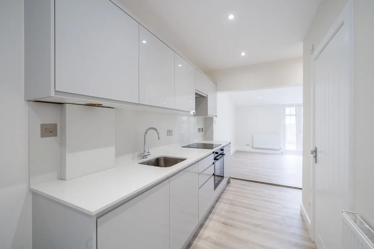 Chestnut Road, London, SW20, photo 3
