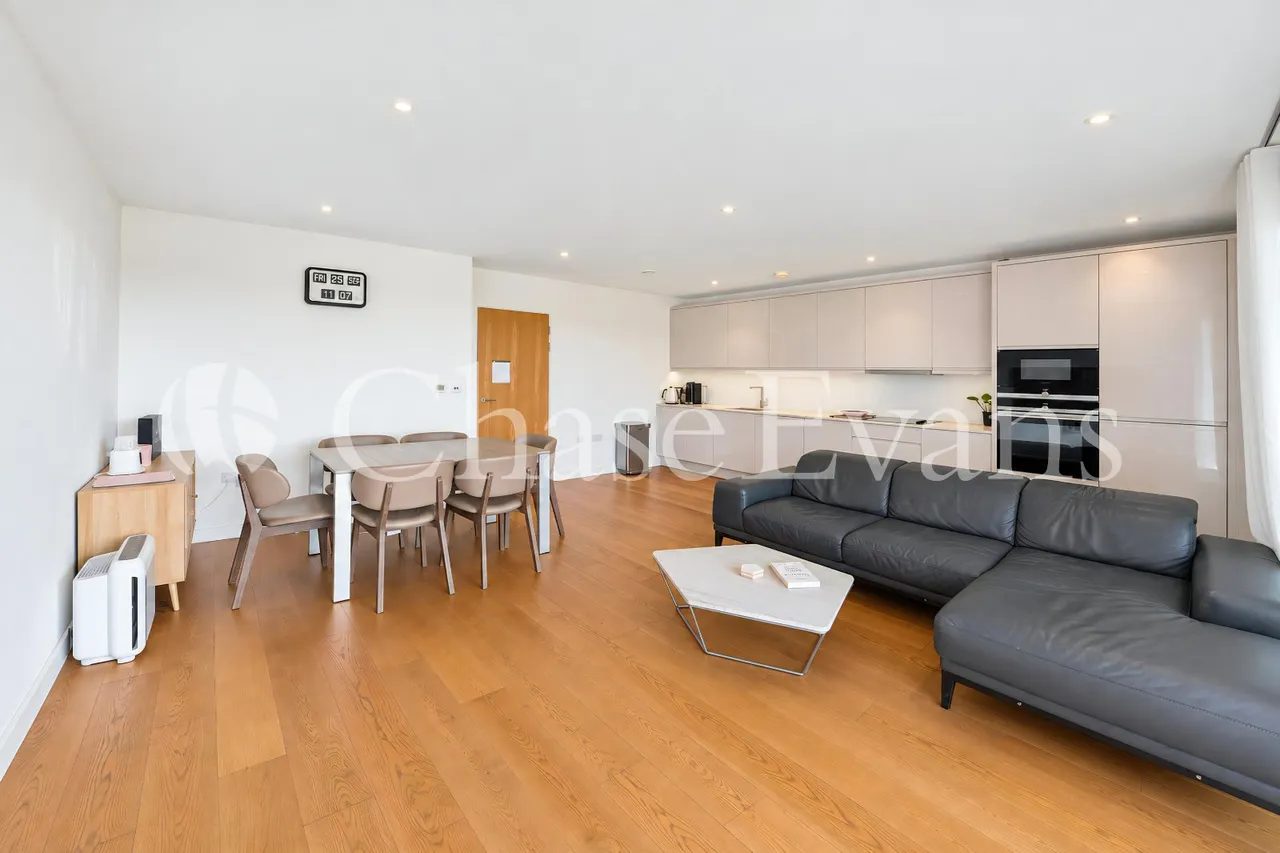 Colindale Gardens, Colindale, NW9, photo 5