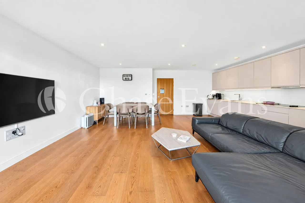 Colindale Gardens, Colindale, NW9, photo 4