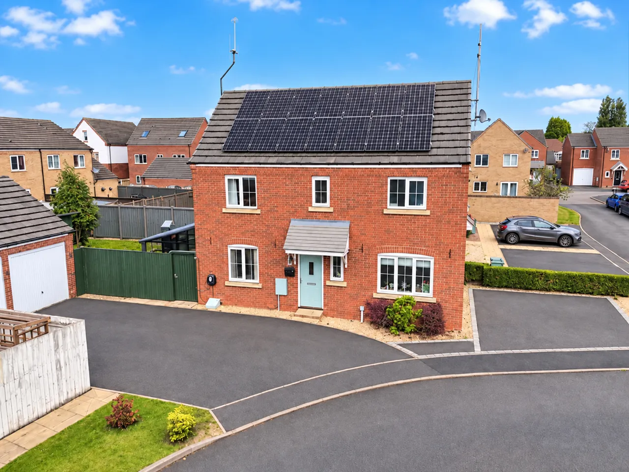3 bed house for sale, Wilton Close, Bridgtown, WS11
