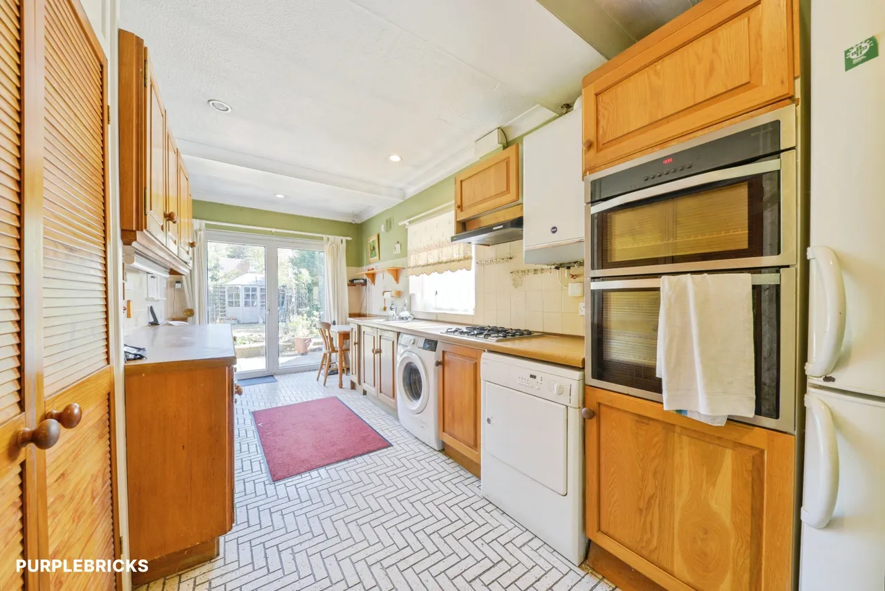Cedar Avenue, Hitchin, SG5, photo 18